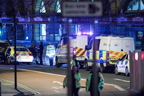 当地时间2017年5月22日，英国曼彻斯特一体育馆发生爆炸。东方IC