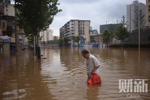 湖南：洪水致787万余人受灾 后期防汛形势依然严峻