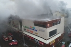 一周天下：俄罗斯克麦罗沃市购物中心发生火灾
