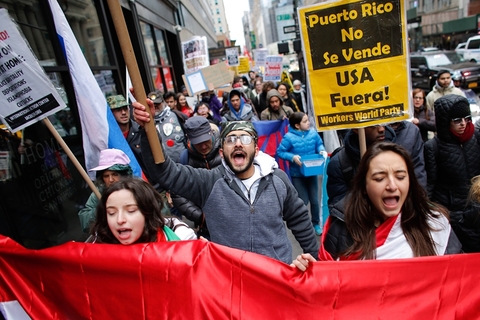 美国民众举行反战游行 抗议美英法空袭叙利亚