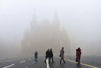 莫斯科罕见大雾致100多个航班延误或取消