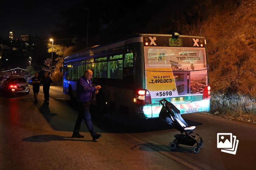 耶路撒冷公交车遭枪击 致7人受伤